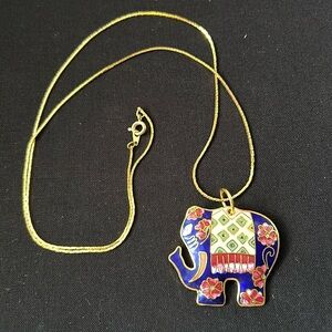 Vintage Elephant Pendant Necklace